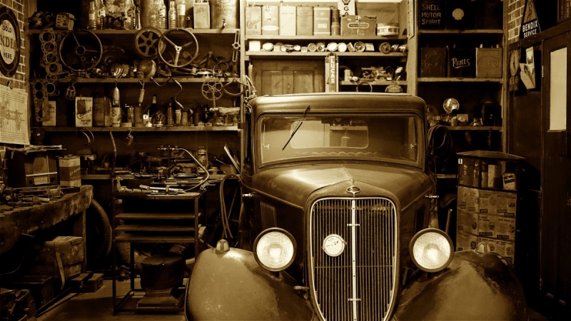 boutique-LA TOUR-min_antique_auto_automobile_automotive_car_classic_equipment_fix-1169797