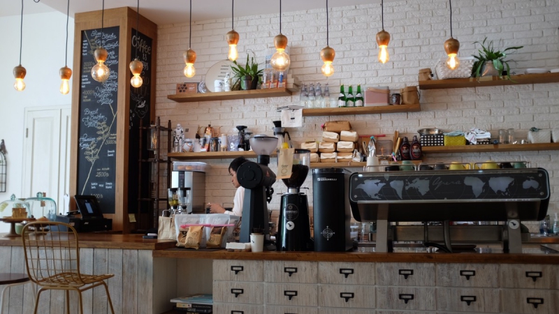 boutique-LA TOUR-min_coffee_shop_light_cafe_coffee_shop-32620